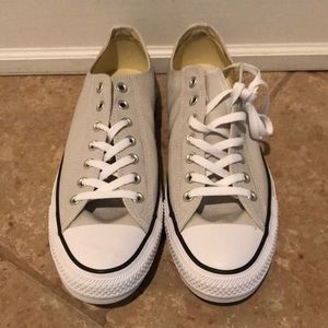 Converse size 11.5 men’s